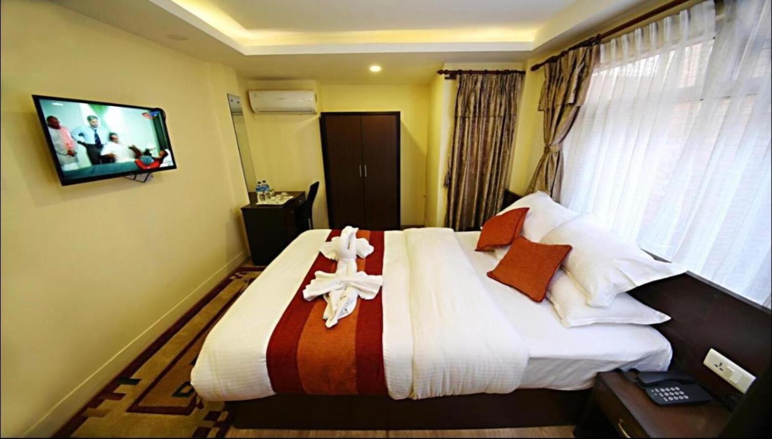 Hotel Sapana Garden Thamel Катманду Экстерьер фото