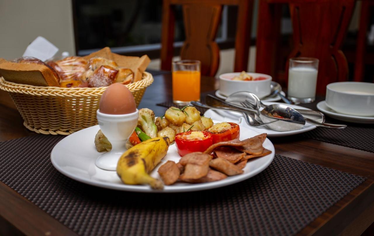Hotel Sapana Garden Thamel Катманду Экстерьер фото