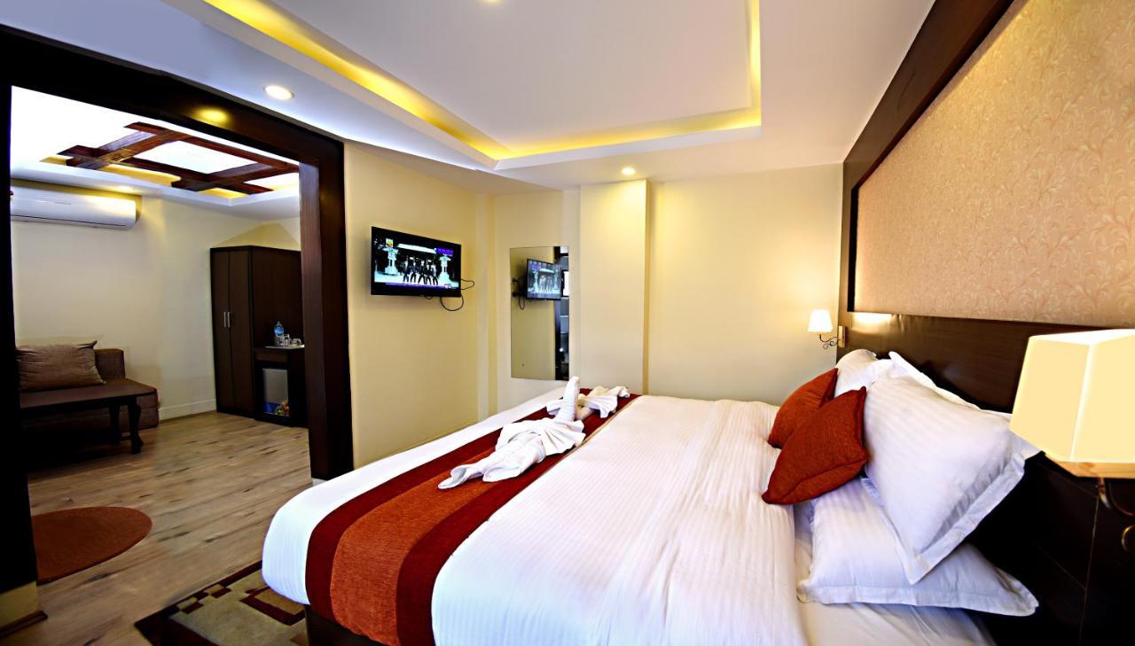 Hotel Sapana Garden Thamel Катманду Экстерьер фото