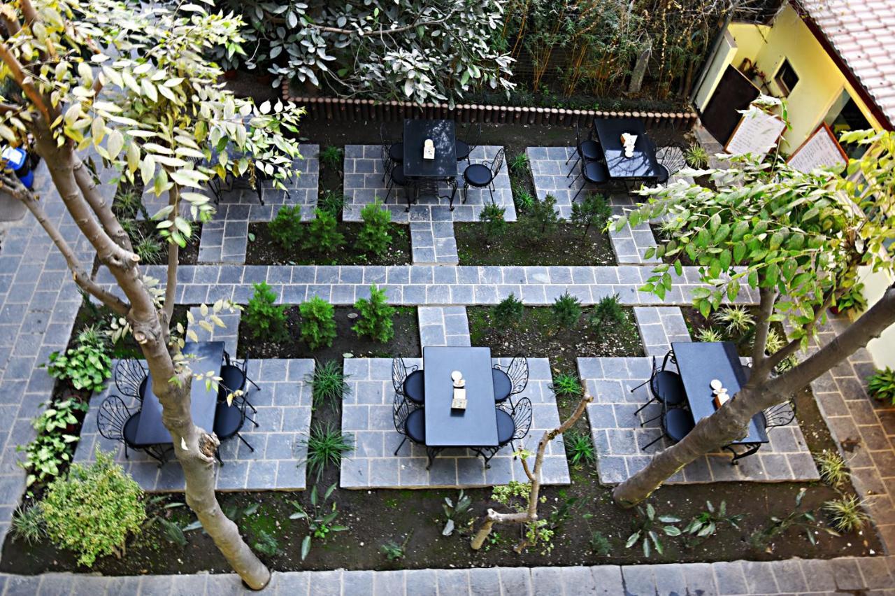 Hotel Sapana Garden Thamel Катманду Экстерьер фото