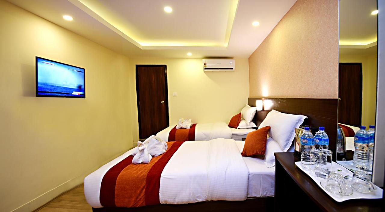 Hotel Sapana Garden Thamel Катманду Экстерьер фото