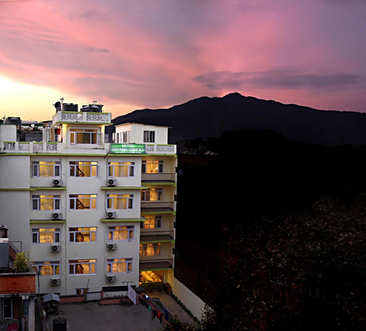 Hotel Sapana Garden Thamel Катманду Экстерьер фото